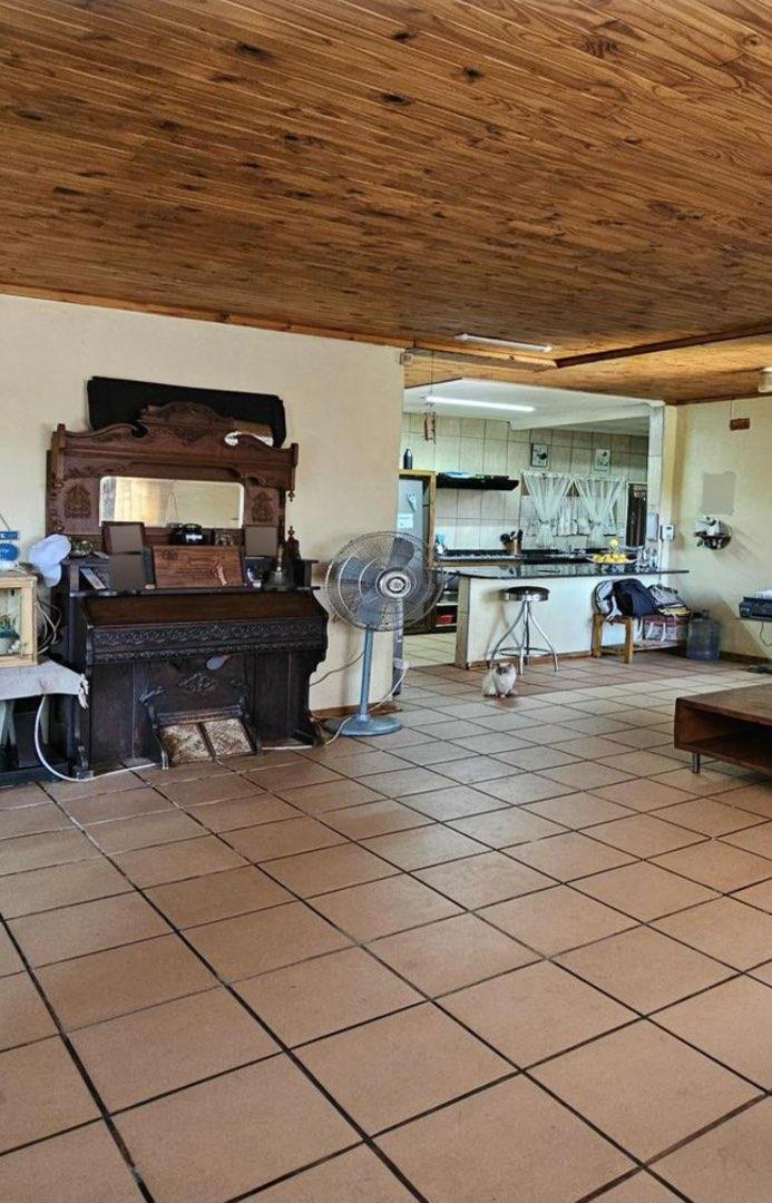 6 Bedroom Property for Sale in Brits North West